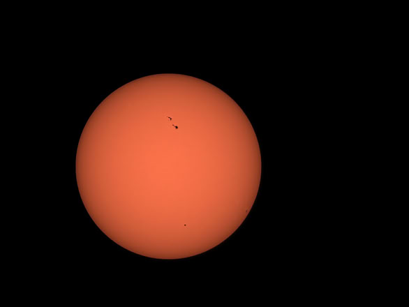 Sonne mit Sonnenflecken am 17.04.2026